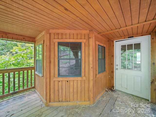 629 Vineyard Road, Tryon, NC 28782