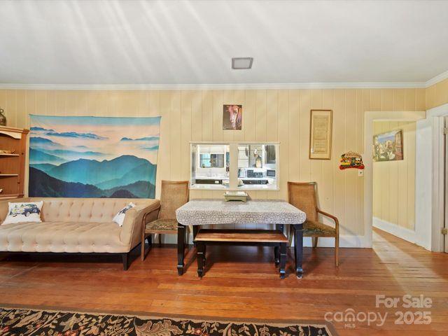 629 Vineyard Road, Tryon, NC 28782