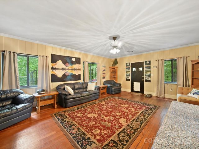 629 Vineyard Road, Tryon, NC 28782