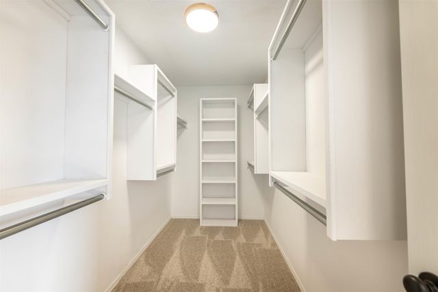 1905 Summerwood Ct, Goddard, KS 67052