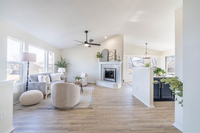 1905 Summerwood Ct, Goddard, KS 67052