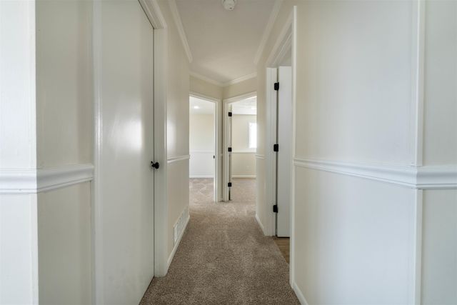 1905 Summerwood Ct, Goddard, KS 67052