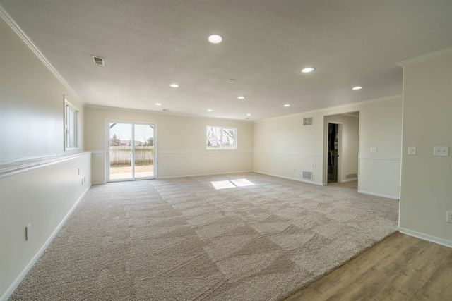 1905 Summerwood Ct, Goddard, KS 67052