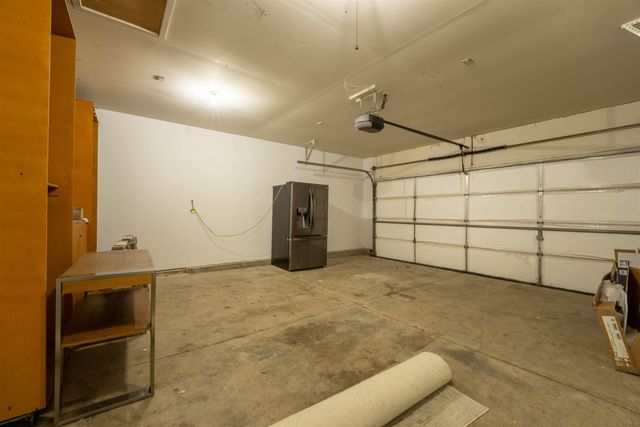 1905 Summerwood Ct, Goddard, KS 67052