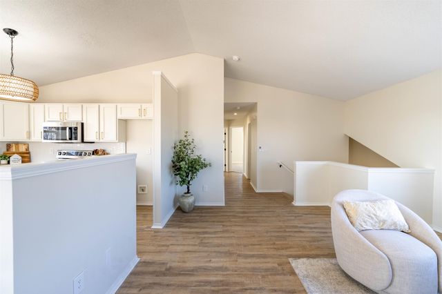 1905 Summerwood Ct, Goddard, KS 67052