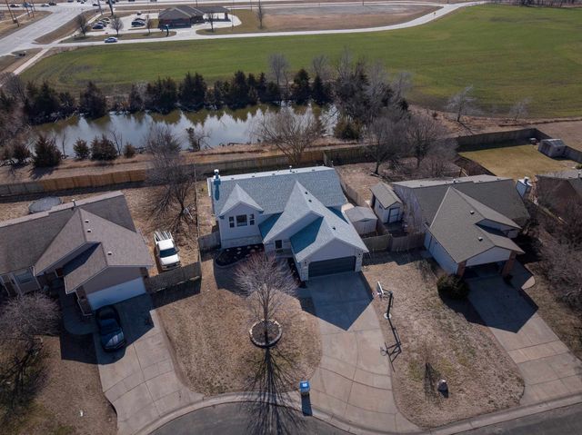 1905 Summerwood Ct, Goddard, KS 67052