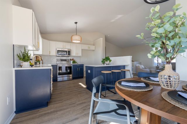 1905 Summerwood Ct, Goddard, KS 67052