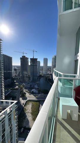 41 SE 5th St 2004, Miami, FL 33131