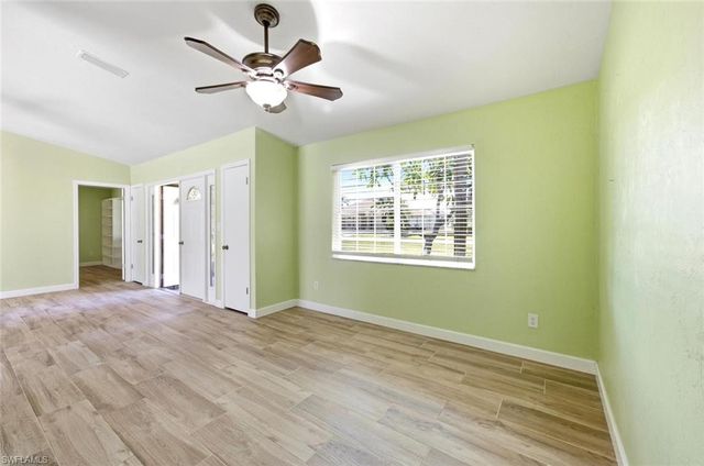 2213 SE 14th ST, Cape Coral, FL 33990