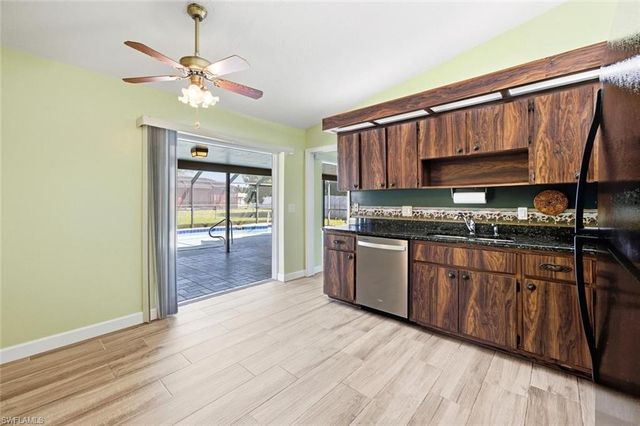 2213 SE 14th ST, Cape Coral, FL 33990