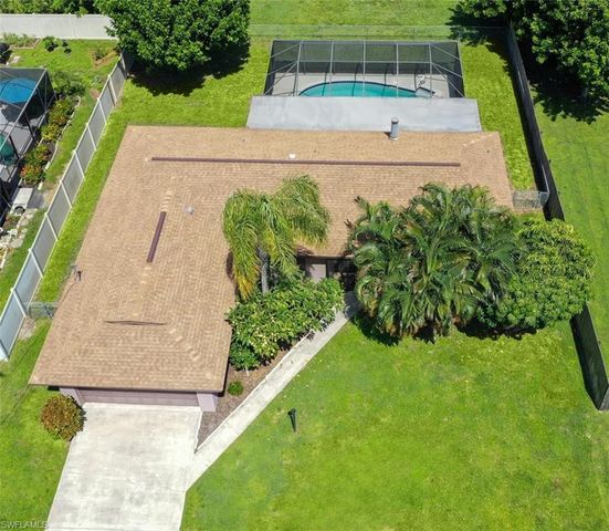 2213 SE 14th ST, Cape Coral, FL 33990
