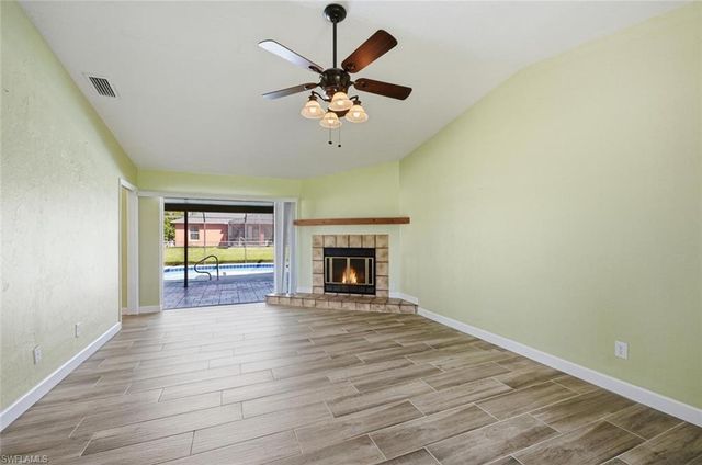 2213 SE 14th ST, Cape Coral, FL 33990