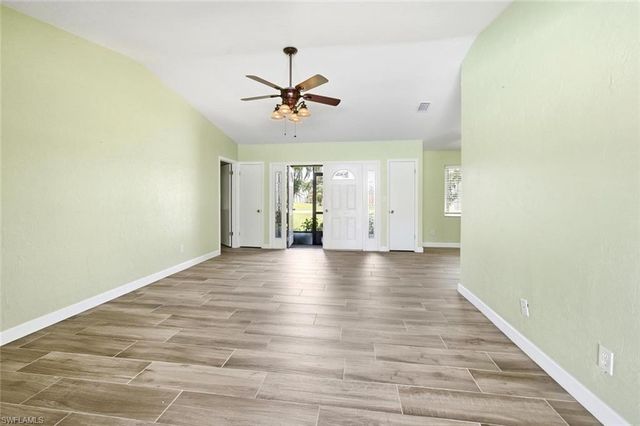 2213 SE 14th ST, Cape Coral, FL 33990
