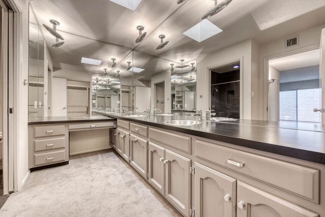 7145 E MCDONALD Drive, Paradise Valley, AZ 85253