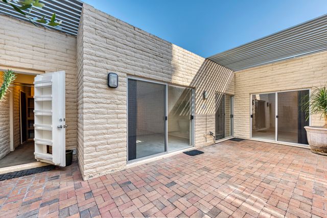 7145 E MCDONALD Drive, Paradise Valley, AZ 85253