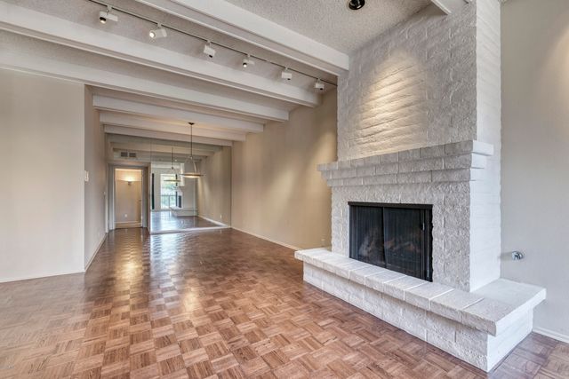 7145 E MCDONALD Drive, Paradise Valley, AZ 85253