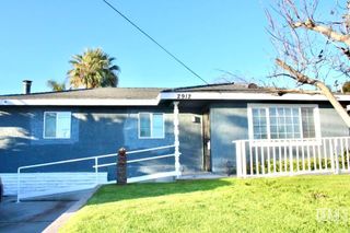 2912 Wilson Road, Bakersfield, CA 93304