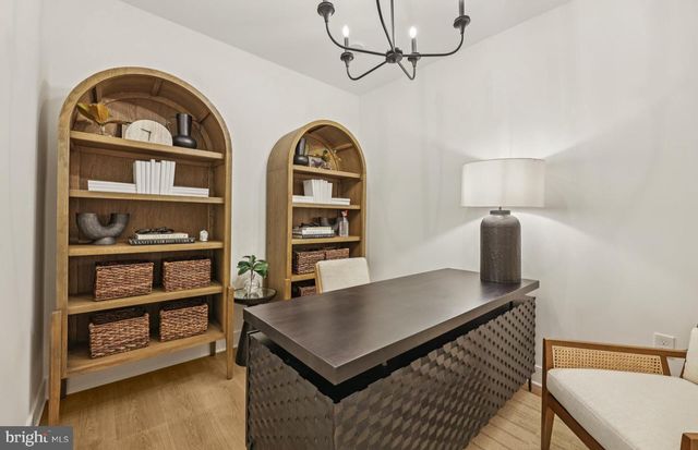 5932 SUNSTONE LN, Haymarket, VA 20169