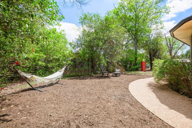 4702 Lasso PATH, Austin, TX 78745