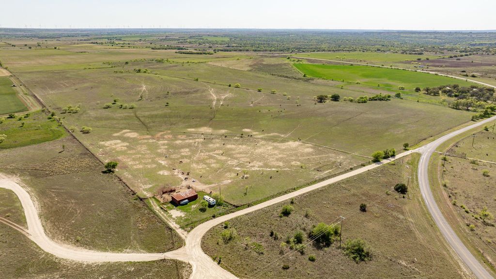 90 County Road 515, Energy, TX 76452