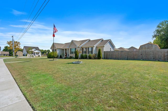 116 Thacker Dr, Portland, TN 37148