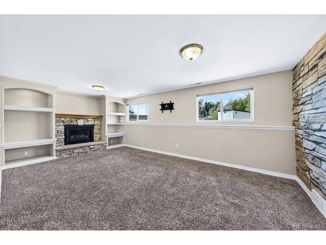 6060 Flintridge Dr, Colorado Springs, CO 80918