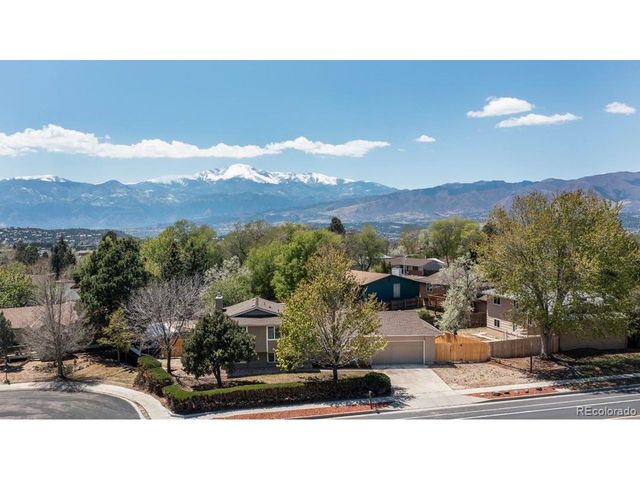 6060 Flintridge Dr, Colorado Springs, CO 80918