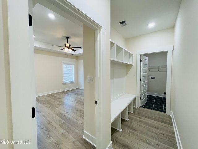 663 Moore Loop, Byhalia, MS 38611