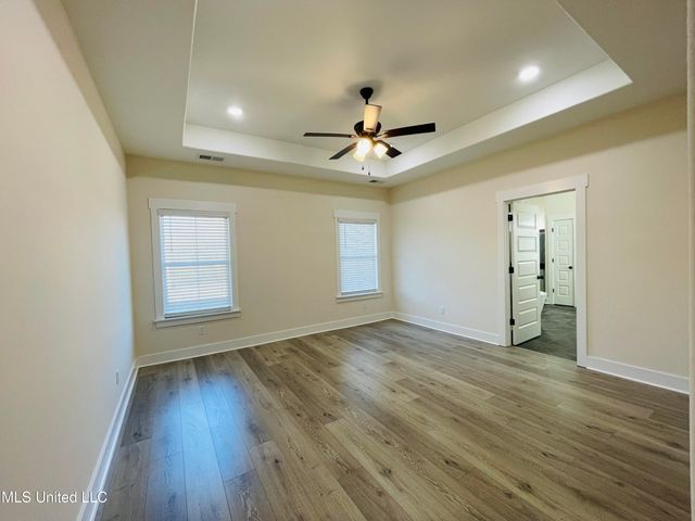 663 Moore Loop, Byhalia, MS 38611