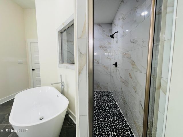 663 Moore Loop, Byhalia, MS 38611