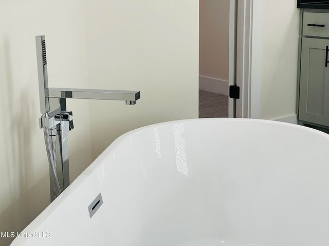 663 Moore Loop, Byhalia, MS 38611