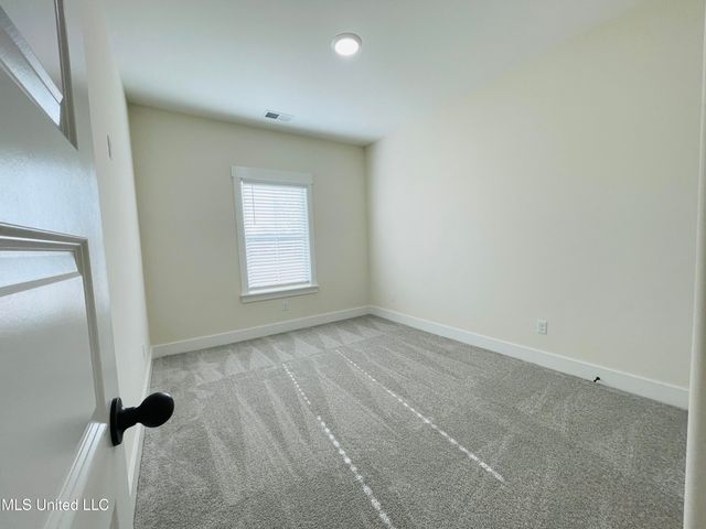 663 Moore Loop, Byhalia, MS 38611