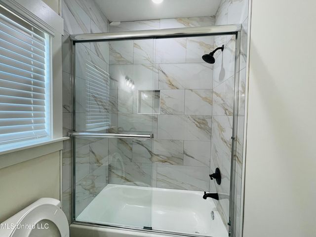 663 Moore Loop, Byhalia, MS 38611