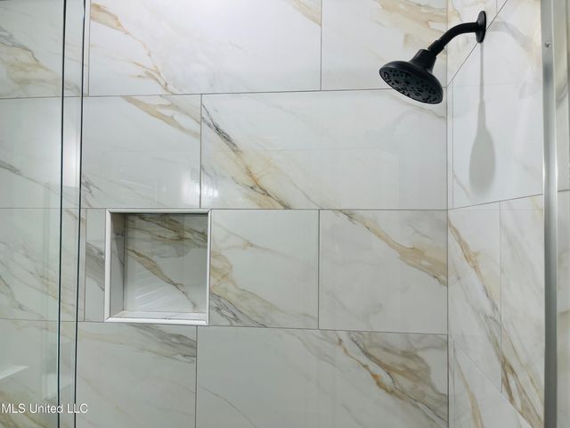 663 Moore Loop, Byhalia, MS 38611