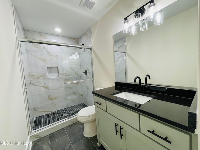 663 Moore Loop, Byhalia, MS 38611