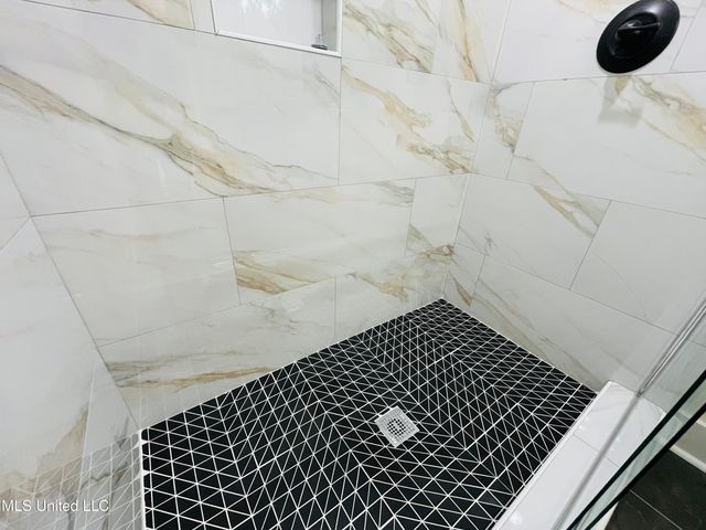 663 Moore Loop, Byhalia, MS 38611