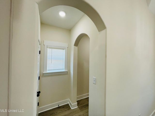 663 Moore Loop, Byhalia, MS 38611