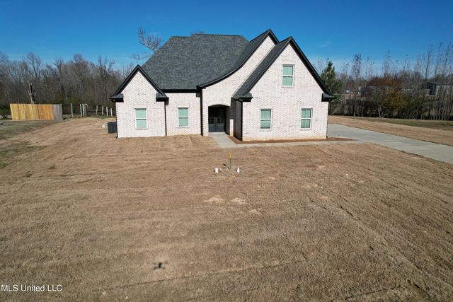 663 Moore Loop, Byhalia, MS 38611