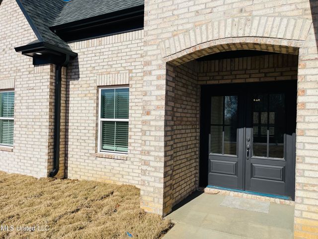 663 Moore Loop, Byhalia, MS 38611