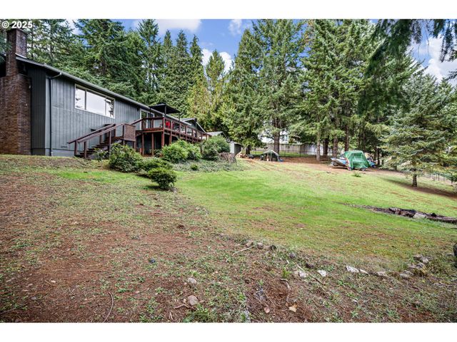 130 TIOGA Ct, Cottage Grove, OR 97424