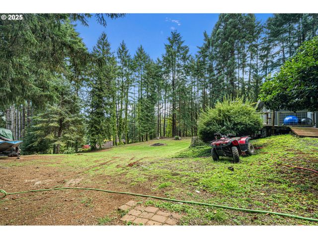 130 TIOGA Ct, Cottage Grove, OR 97424