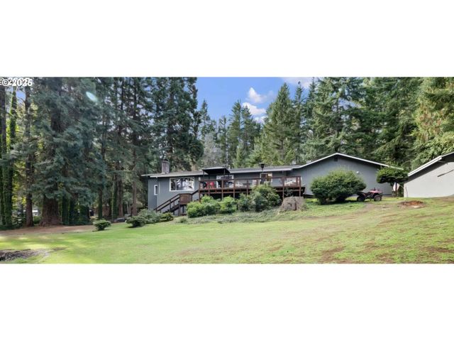 130 TIOGA Ct, Cottage Grove, OR 97424