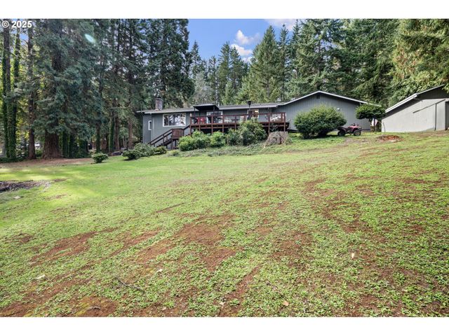 130 TIOGA Ct, Cottage Grove, OR 97424