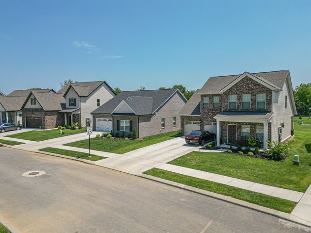 612 Phoebe Way, Gallatin, TN 37066
