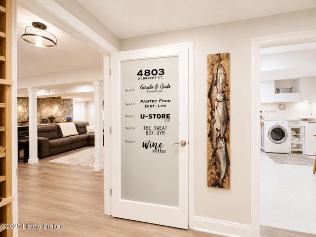 4803 Albrecht Ct, Louisville, KY 40241