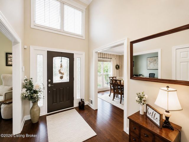 4803 Albrecht Ct, Louisville, KY 40241