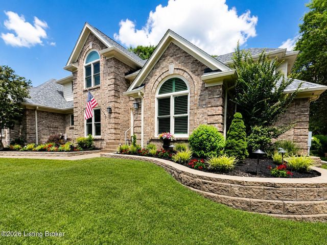 4803 Albrecht Ct, Louisville, KY 40241