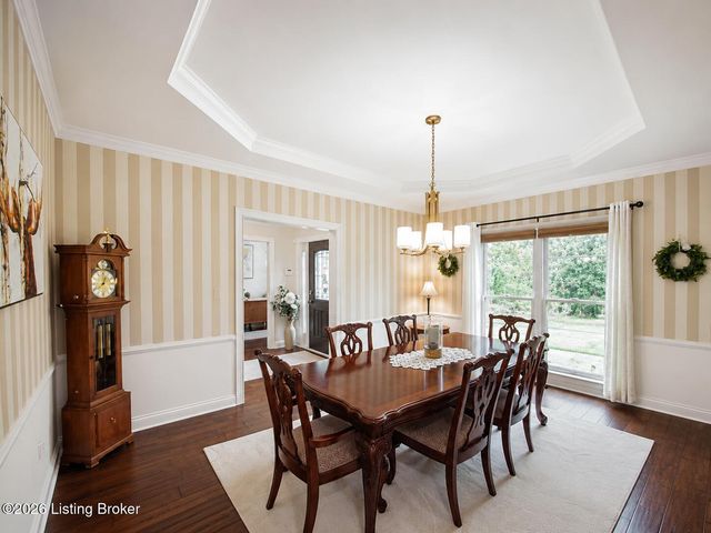 4803 Albrecht Ct, Louisville, KY 40241