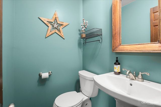 7S641 Welton Drive, Big Rock, IL 60511