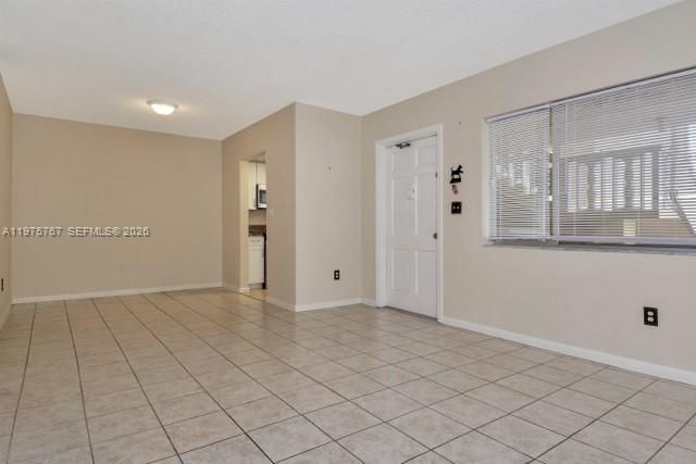 2101 NE 68th Street 103, Fort Lauderdale, FL 33308